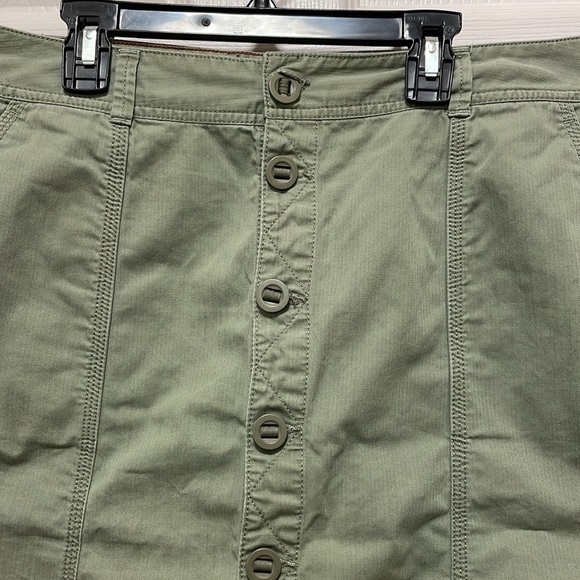 Eddie Bauer |Olive Green |Button Down |ALine |Knee-Length |Casual|Skirt |Size 10 - Picture 2 of 16